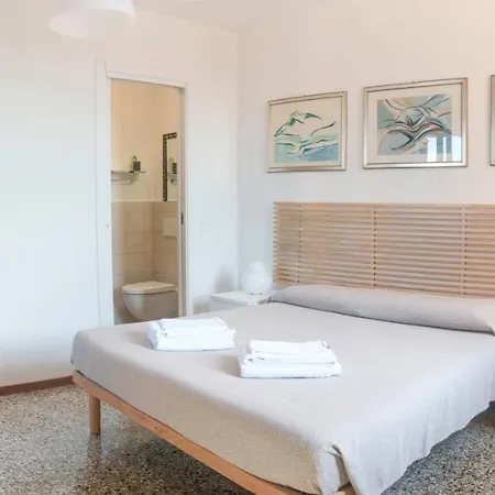 Πανσιόν Casa Loredan 3*